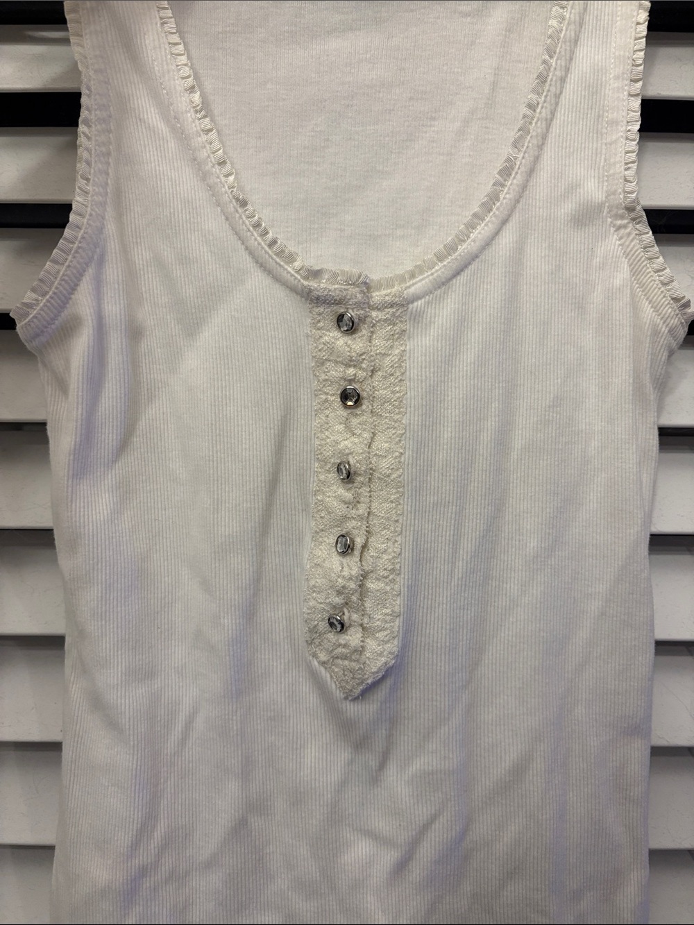 Express Cream Ribbed Tank with Button Henley Placket - Picture 3 of 5